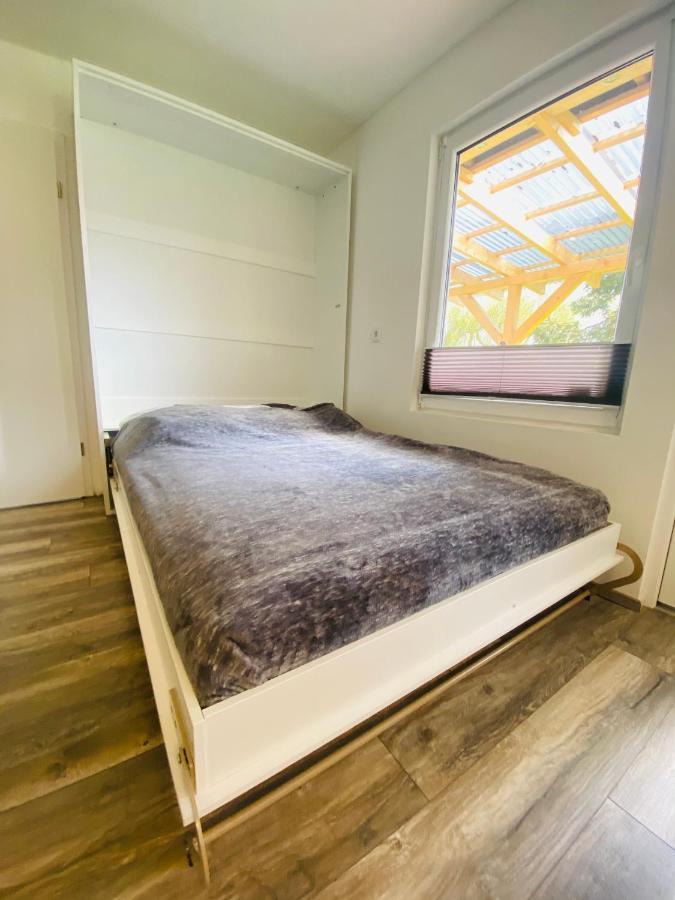 Moderner Einraumbungalow auf eigenem Grundstück Flecken Zechlin Exterior foto